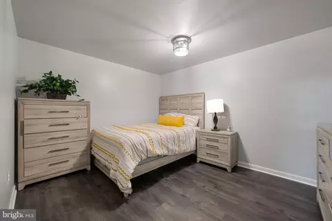 Bedroom - 2231 W Greenleaf Dr, Frederick, MD 21702 photo 7 of 7