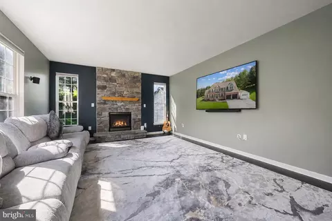 Living - 2231 W Greenleaf Dr, Frederick, MD 21702 photo 3 of 8