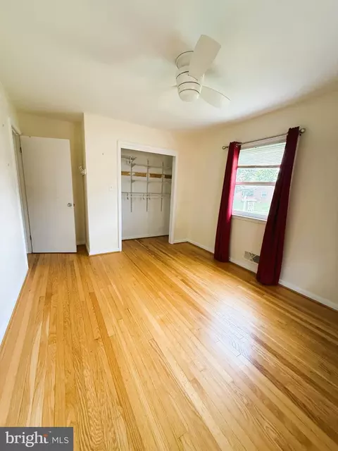 Bedroom - 912 Shawnee Dr, Frederick, MD 21701 photo 1 of 3