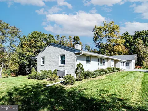 5222 Mussetter Rd, Ijamsville, MD 21754