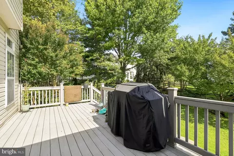 Exterior - 1810 Beech Ct, Frederick, MD 21701 photo 6 of 6