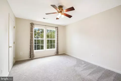 Bedroom - 1810 Beech Ct, Frederick, MD 21701 photo 5 of 6