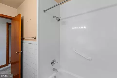 Bath - 7229 Bowers Rd, Frederick, MD 21702 photo 1 of 1