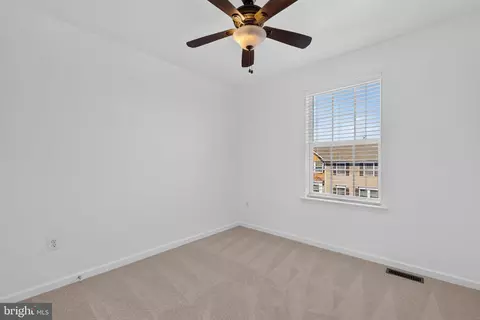 Bedroom - 1112 Frontline Dr, Frederick, MD 21703 photo 3 of 4