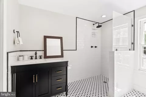 Bath - 114 W Third St, Frederick, MD 21701 photo 4 of 4
