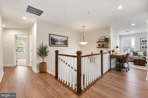 Entry Way - 1124 Futurity St, Frederick, MD 21702 photo 11 of 13