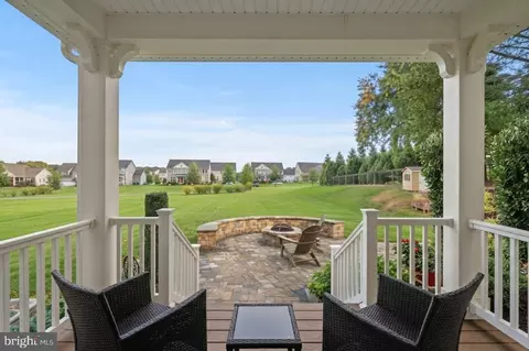 Exterior - 1124 Futurity St, Frederick, MD 21702 photo 8 of 16