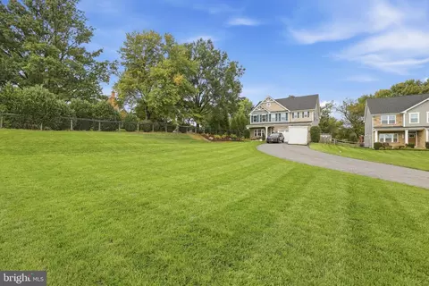 Exterior - 1124 Futurity St, Frederick, MD 21702 photo 3 of 16