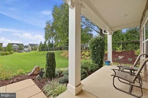 Exterior - 1124 Futurity St, Frederick, MD 21702 photo 2 of 16