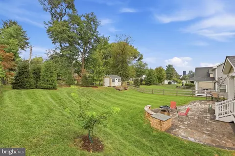Exterior - 1124 Futurity St, Frederick, MD 21702 photo 12 of 16
