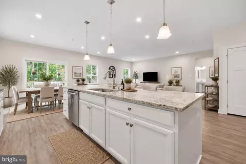Entry Way - 1124 Futurity St, Frederick, MD 21702 photo 6 of 13