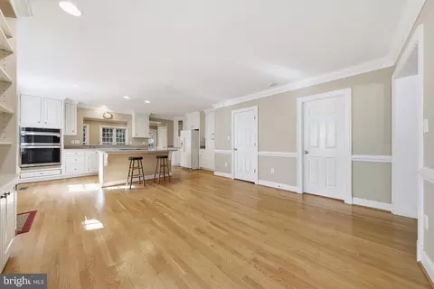 Living - 28 E 4th St, Frederick, MD 21701 photo 6 of 8