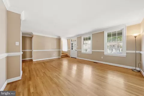Living - 28 E 4th St, Frederick, MD 21701 photo 3 of 8