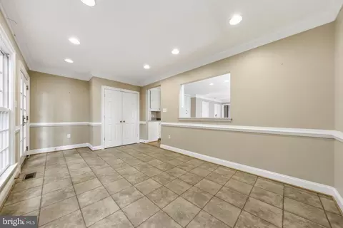 Entry Way - 28 E 4th St, Frederick, MD 21701 photo 4 of 8