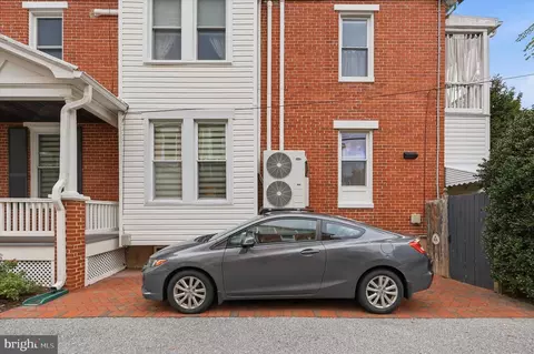 Exterior - 512 Elm St, Frederick, MD 21701 photo 5 of 5