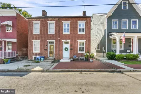 Exterior - 230 E 6th, Frederick, MD 21701 photo 2 of 14