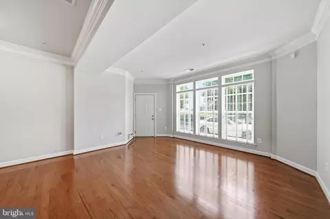 Living - 3620 Holborn Pl, Frederick, MD 21704 photo 3 of 9