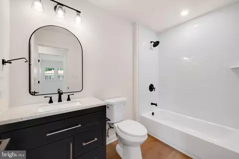 Bath - 615 Taney Ave, Frederick, MD 21702 photo 4 of 4
