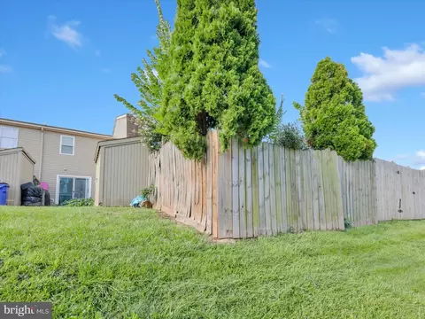 Exterior - 1139 Providence Ct, Frederick, MD 21703 photo 8 of 8