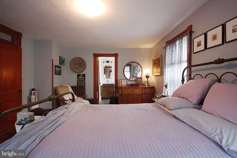 Bedroom - 21 E Main St, Middletown, MD 21769 photo 7 of 8