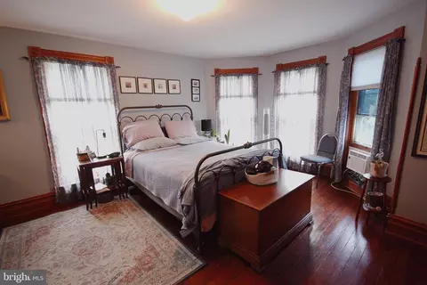 Bedroom - 21 E Main St, Middletown, MD 21769 photo 8 of 8