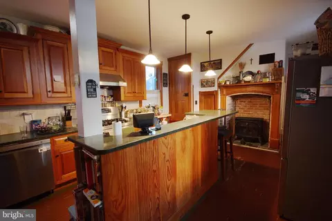 Entry Way - 21 E Main St, Middletown, MD 21769 photo 1 of 4