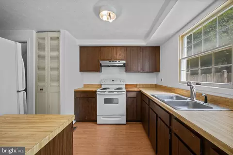 Kitchen - 1576 Carey Pl, Frederick, MD 21701 photo 1 of 2