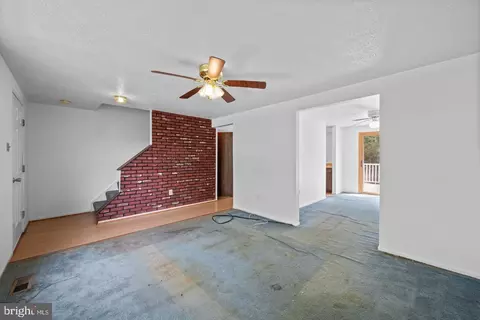 Living - 1576 Carey Pl, Frederick, MD 21701 photo 2 of 2