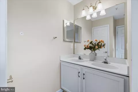 Bath - 6104 Pine Ridge Ter, Frederick, MD 21701 photo 1 of 2