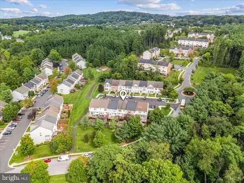 View/Area - 6104 Pine Ridge Ter, Frederick, MD 21701 photo 3 of 9