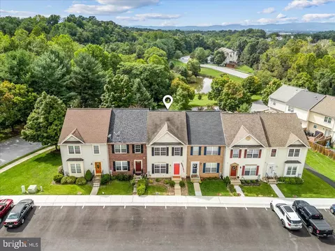 View/Area - 6104 Pine Ridge Ter, Frederick, MD 21701 photo 4 of 9