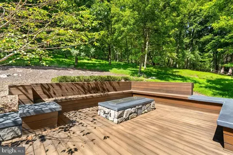 Exterior - 5506 Bootjack Dr, Frederick, MD 21702 photo 16 of 25