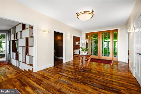 Entry Way - 5506 Bootjack Dr, Frederick, MD 21702 photo 2 of 9