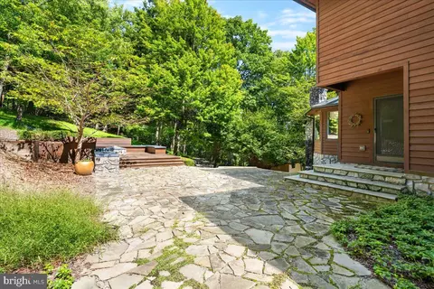Exterior - 5506 Bootjack Dr, Frederick, MD 21702 photo 14 of 25
