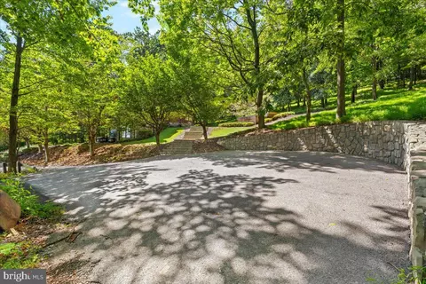 Exterior - 5506 Bootjack Dr, Frederick, MD 21702 photo 23 of 25