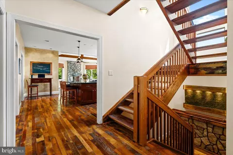 Entry Way - 5506 Bootjack Dr, Frederick, MD 21702 photo 5 of 9