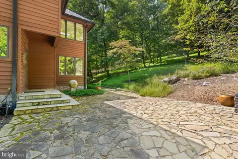 Exterior - 5506 Bootjack Dr, Frederick, MD 21702 photo 13 of 25