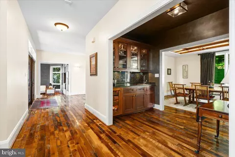 Entry Way - 5506 Bootjack Dr, Frederick, MD 21702 photo 3 of 9