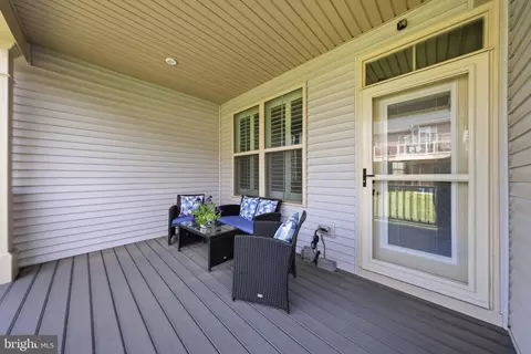 Exterior - 6134 Dock St, Frederick, MD 21703 photo 7 of 8
