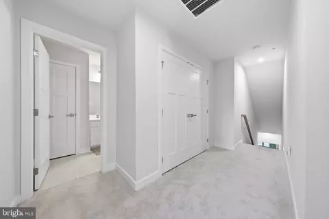 Entry Way - 6134 Dock St, Frederick, MD 21703 photo 17 of 19