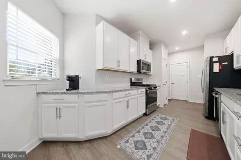 Entry Way - 6134 Dock St, Frederick, MD 21703 photo 3 of 19