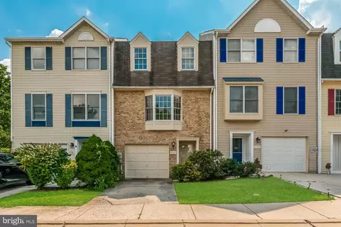 Exterior - 5707 Chase Ct, Frederick, MD 21703 photo 3 of 3