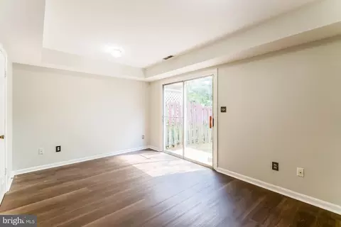 Living - 5707 Chase Ct, Frederick, MD 21703 photo 4 of 4
