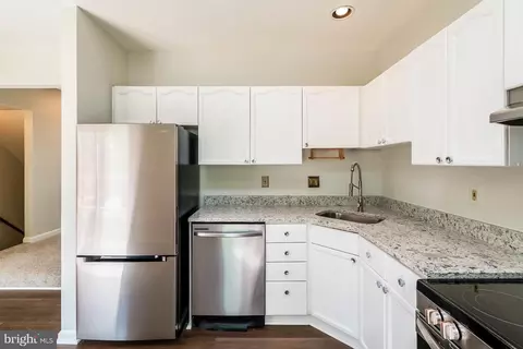 Kitchen - 5707 Chase Ct, Frederick, MD 21703 photo 2 of 2