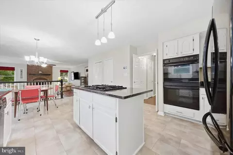 Kitchen - 9005 Shadybrook Dr, Frederick, MD 21701 photo 2 of 4
