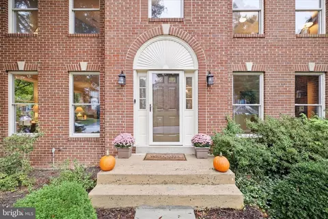 Exterior - 9005 Shadybrook Dr, Frederick, MD 21701 photo 2 of 11