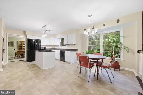 Kitchen - 9005 Shadybrook Dr, Frederick, MD 21701 photo 4 of 4