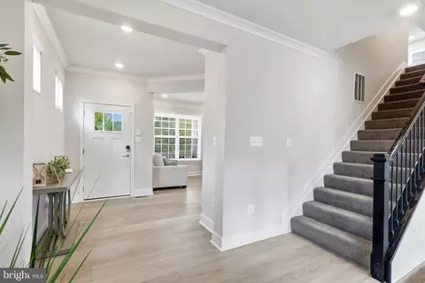 Entry Way - 1418 Crampton St, Brunswick, MD 21716 photo 6 of 8