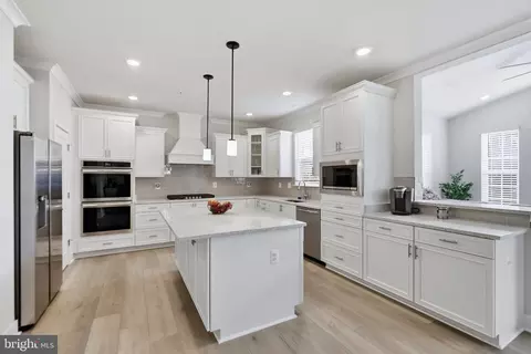 Kitchen - 1418 Crampton St, Brunswick, MD 21716 photo 2 of 2