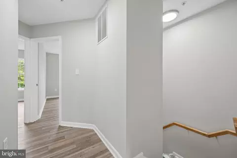 Entry Way - 2010 Rosecrans, Frederick, MD 21702 photo 4 of 8